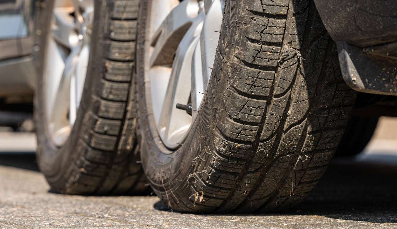 Usure du pneu avant et arrière : que vérifier ?