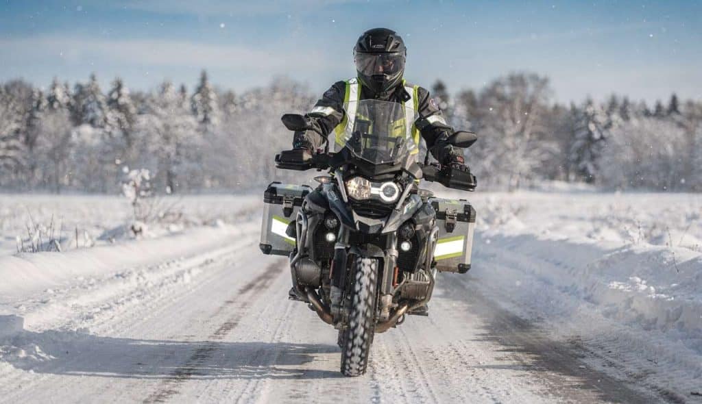 Éviter les accidents de moto en hiver : conseils de sécurité