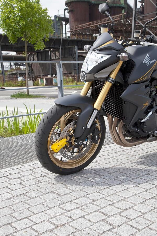 ABUS Bloque-disque Granit Detecto XPlus 8077 2.0 - Antivol de moto avec alarme et préalarme intelligente - En acier trempé - Pour la protection des motos de qualité supérieure - Vert