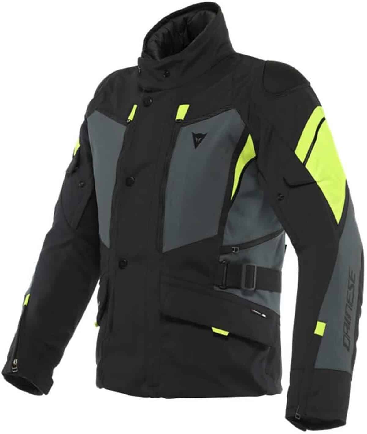 Test de la veste moto Dainese Carve Master 3 Gore-Tex