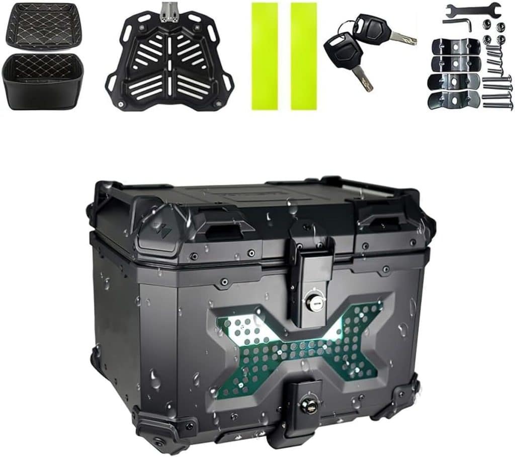 Test du top case moto 45L : stockage sécurisé et étanche