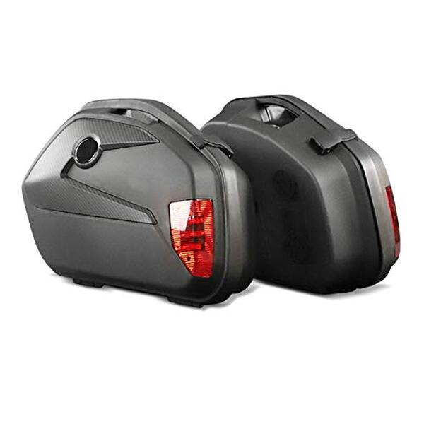 Découvrez notre test des valises latérales Bagtecs SC22 : robustesse et adaptabilité pour tous les types de moto