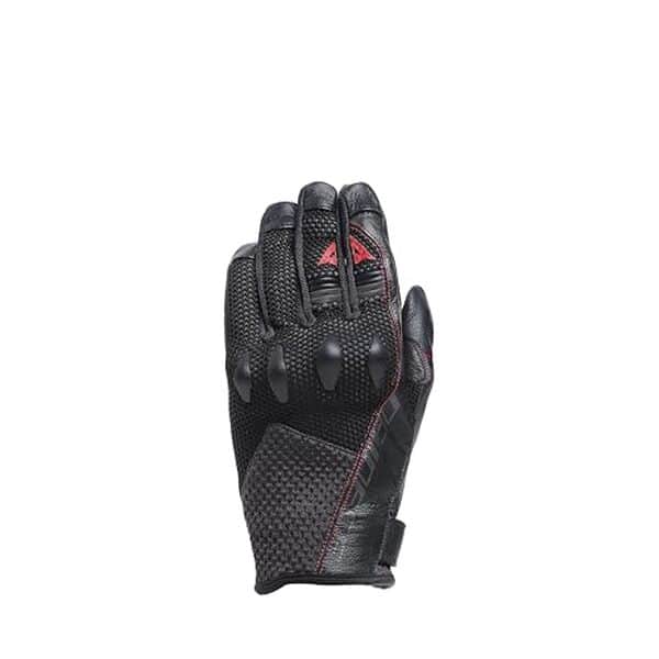 Découvrez le confort et la protection imbattables des gants moto Dainese Karakum pour vos aventures estivales. Évaluation détaillée, avis utilisateurs et recommandations.