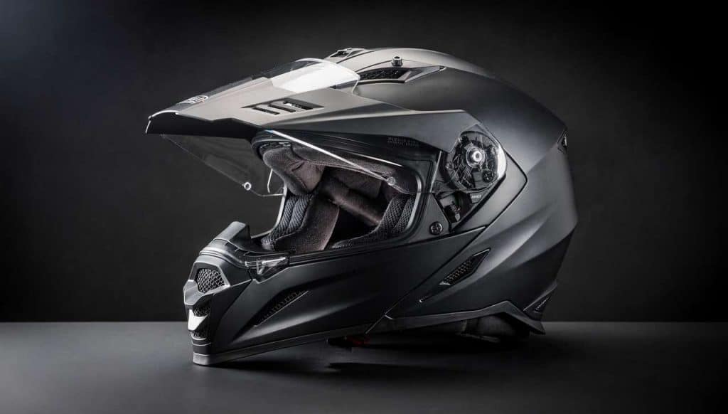 Les normes de casque moto : guide complet pour rouler en sécurité