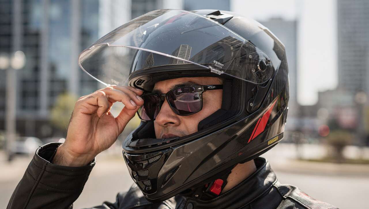 Casques moto recommandés pour porteurs de lunettes
