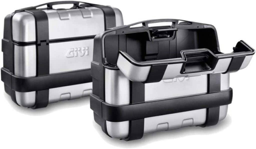 Test de la valise Givi Trekker 33 monokey en aluminium noir
