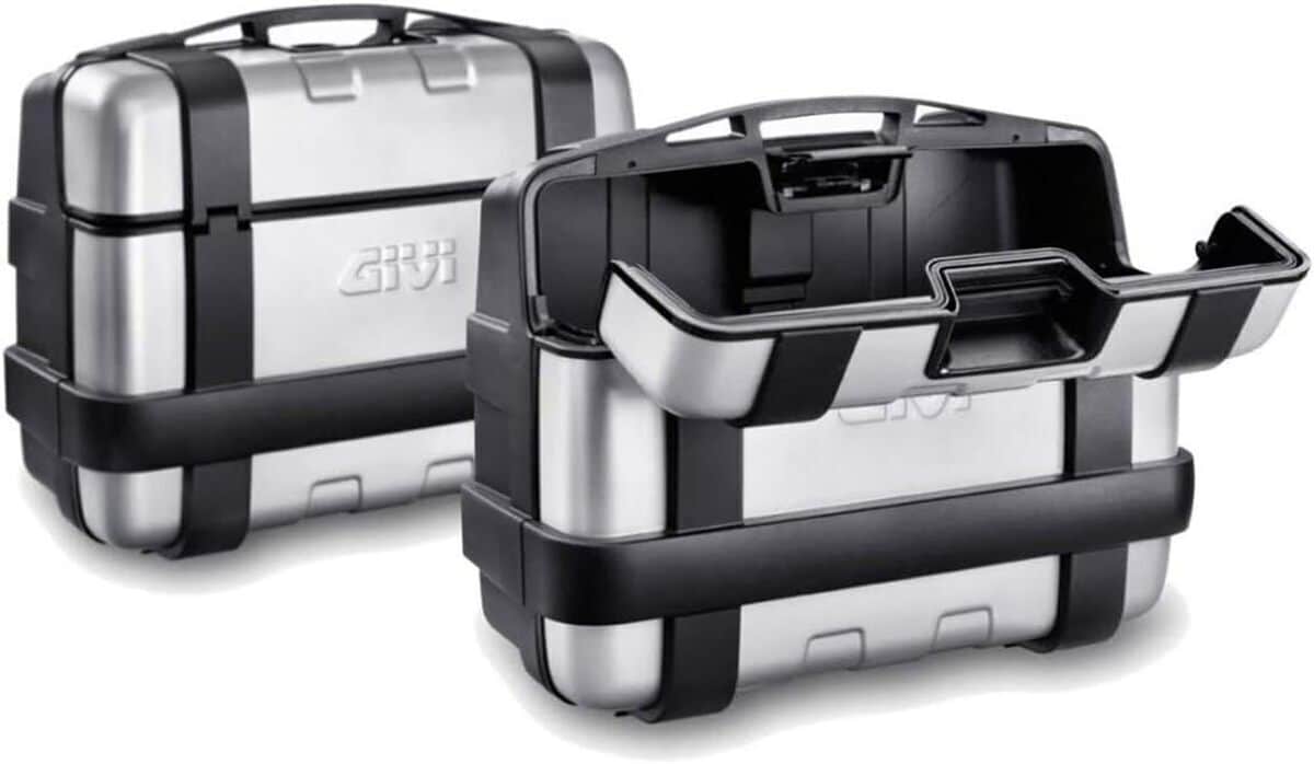 Test de la valise Givi Trekker 33 monokey en aluminium noir