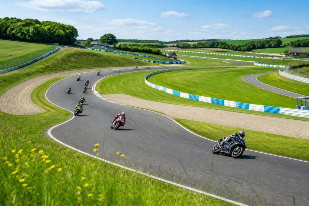 Circuit de Croix-en-Ternois : tout ce que vous devez savoir pour vivre la moto intensément