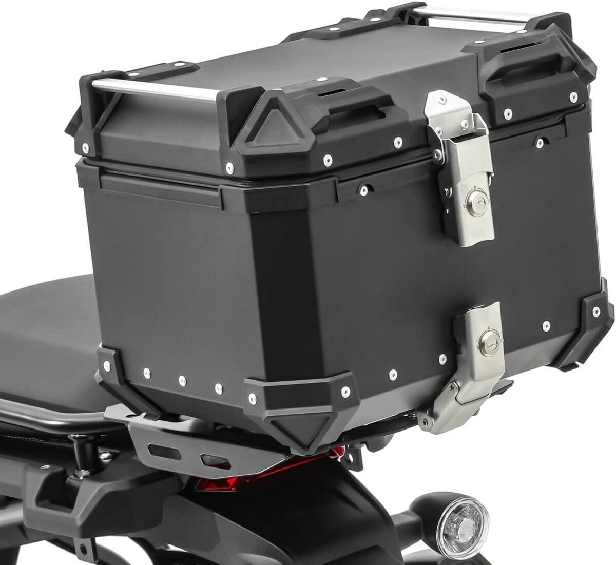 Test du top case aluminium Bagtecs XB35 : capacité et robustesse