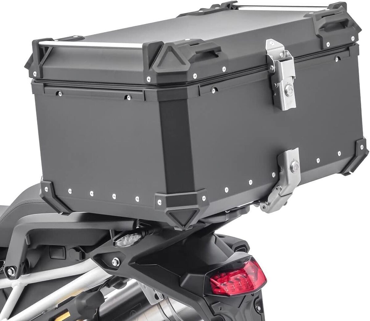 Test du top case Bagtecs XB65 : 65L de stockage robuste pour moto