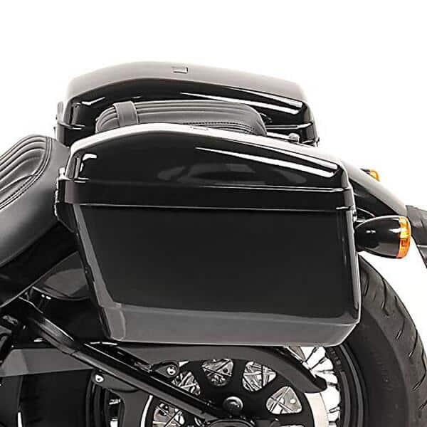 Découvrez notre test détaillé des valises rigides Nevada pour Honda Rebel 500 CMX. Robustesse, capacité de rangement et installation : tout ce qu'il faut savoir.