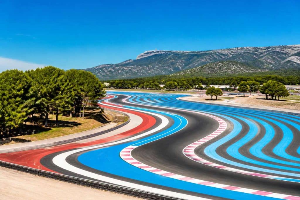 Ce que chaque motard devrait savoir avant de rouler sur le circuit du Castellet